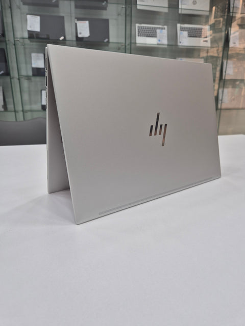 HP Elitebook 840 G9