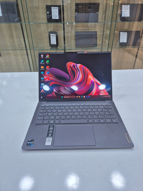 Lenovo Yoga slim 6