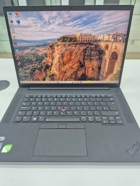 Lenovo thinkpad P1 Gen 5